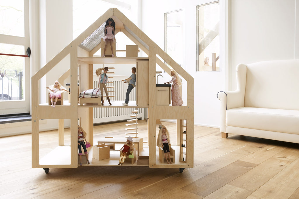 Should You Buy Your Child A Dollhouse?