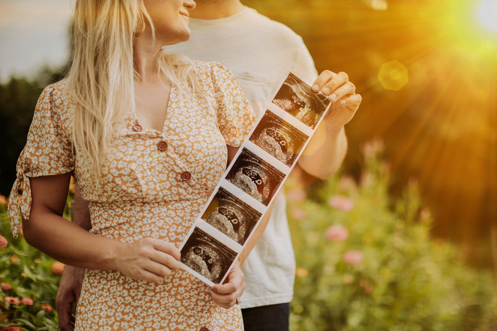 5 Ways To Make A Dad Feel Involved In Pregnancy